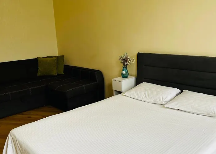 Iren Politech إلفيف