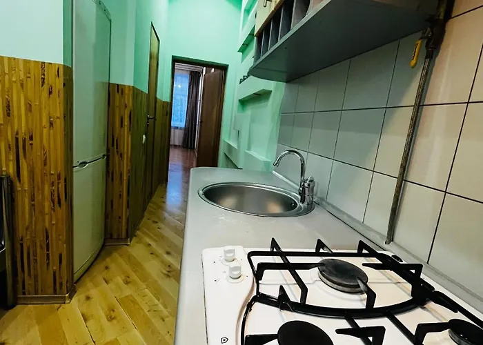 Iren Politech إلفيف